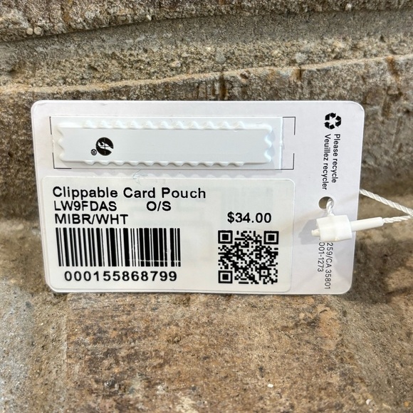 NWT Lululemon Clippable Card Pouch In Mint Breeze/White - Picture 5 of 5